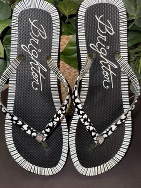 Brighton Black & White Heart Strap Flip Sandals